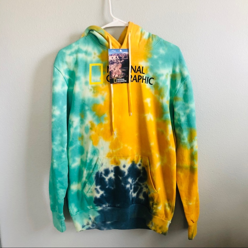 Tie-Dyed Nat Geo Bahamas Hoodie - Picture 2 of 9